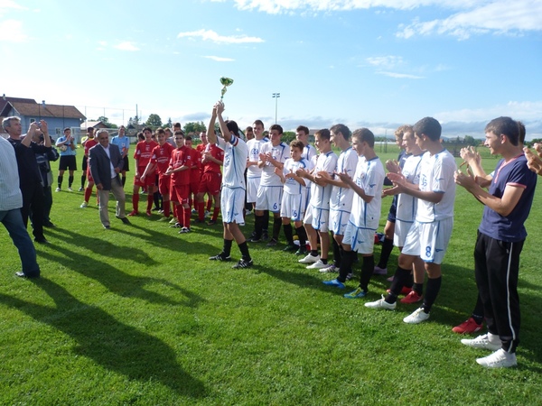 Kadeti i juniori pobjednici Kupa Nogometnog središta 